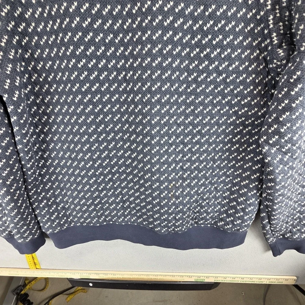 L.L. Bean Sweatshirt Mens Large Blue Pattern Crewneck Pullover Knit Geometric